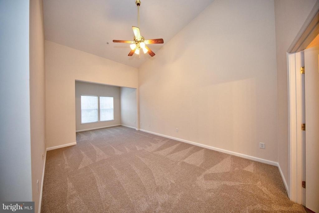 712 Kings Path - Photo 18