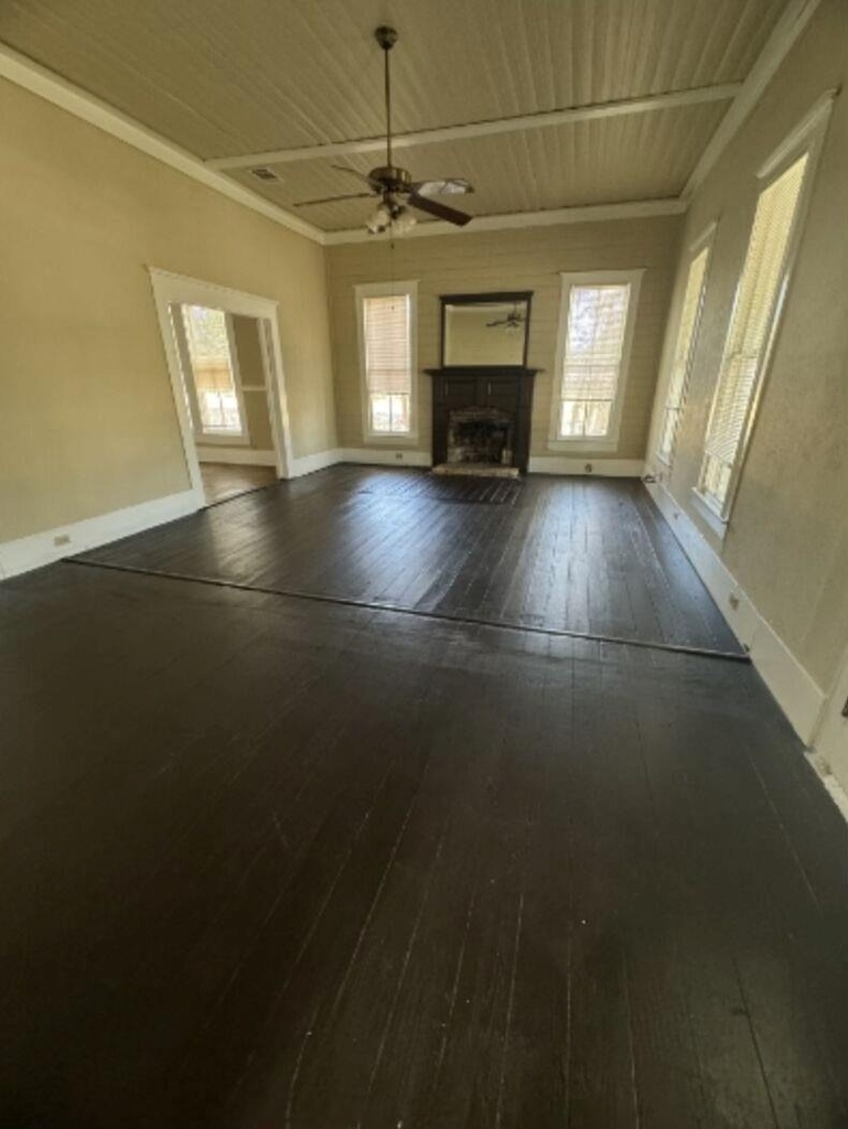 302 S Burleson St - Photo 2