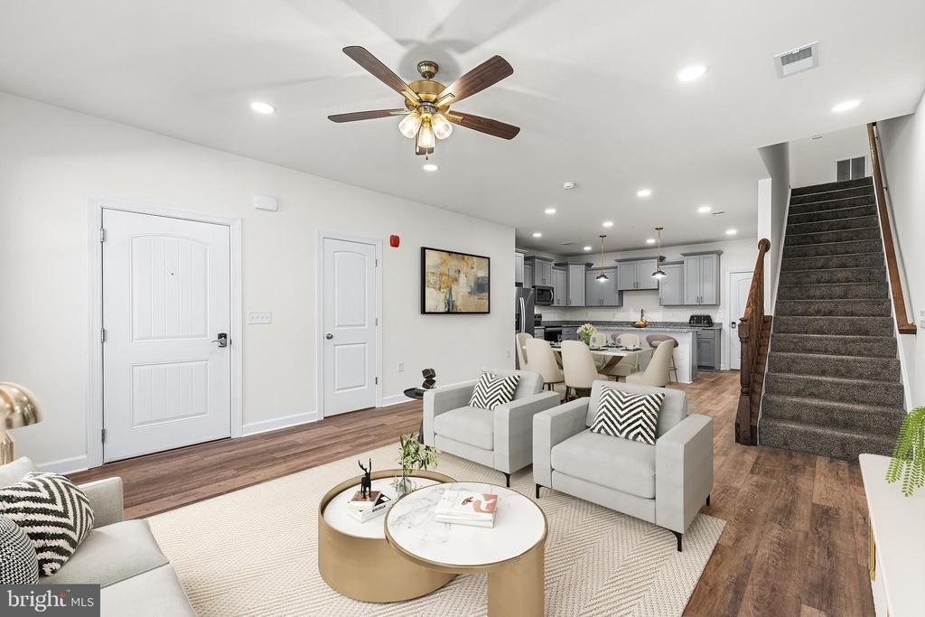 900 Gilbert Road - Photo 3