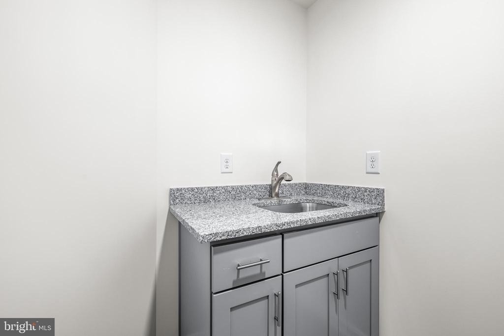 900 Gilbert Road - Photo 21