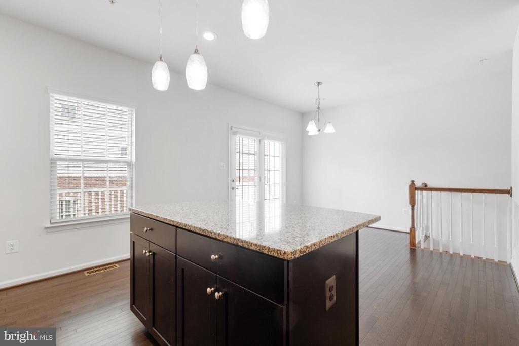 6252 Alexa Street - Photo 10