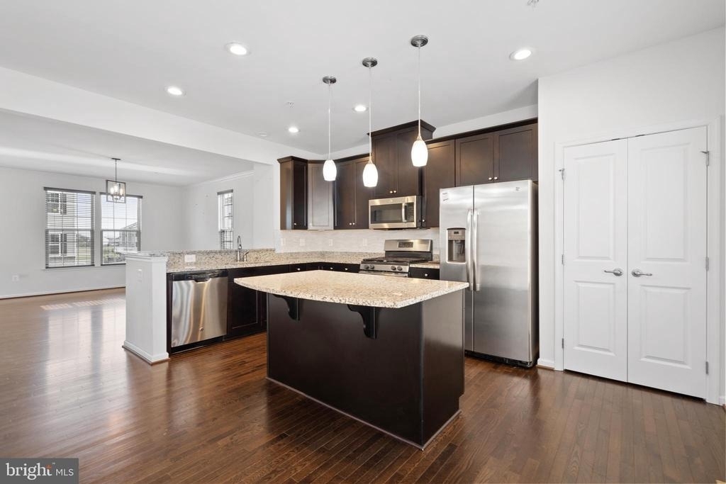 6252 Alexa Street - Photo 8