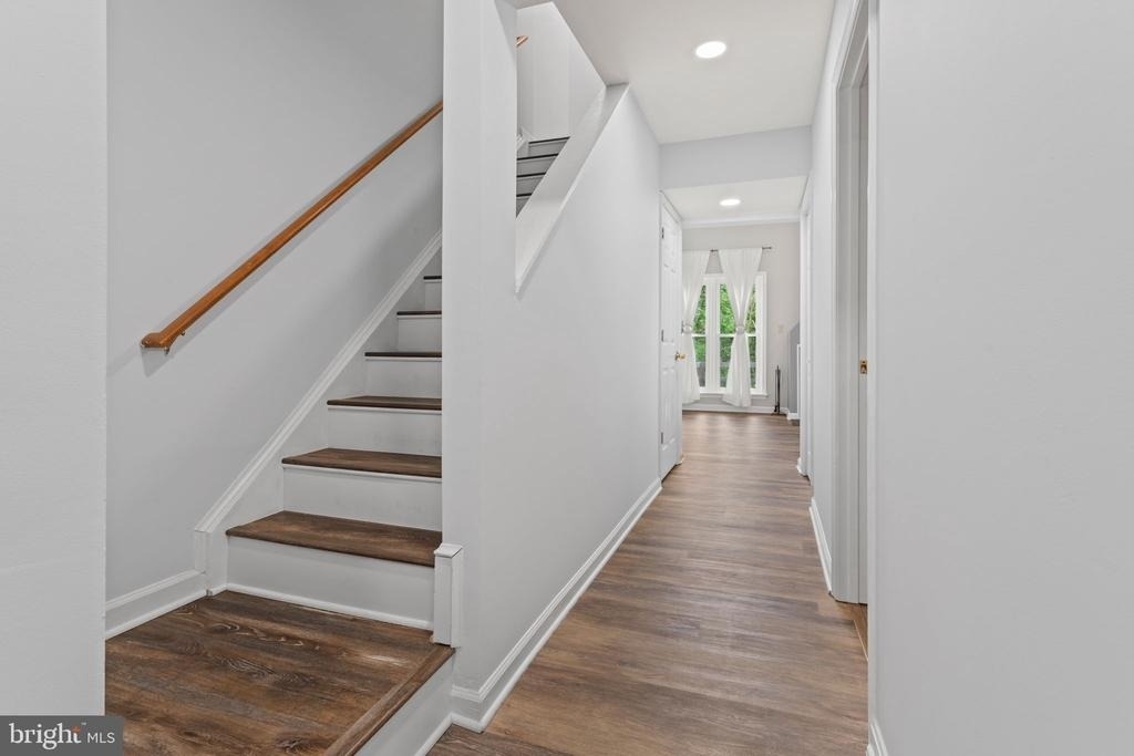 6608 E Beach Drive - Photo 16