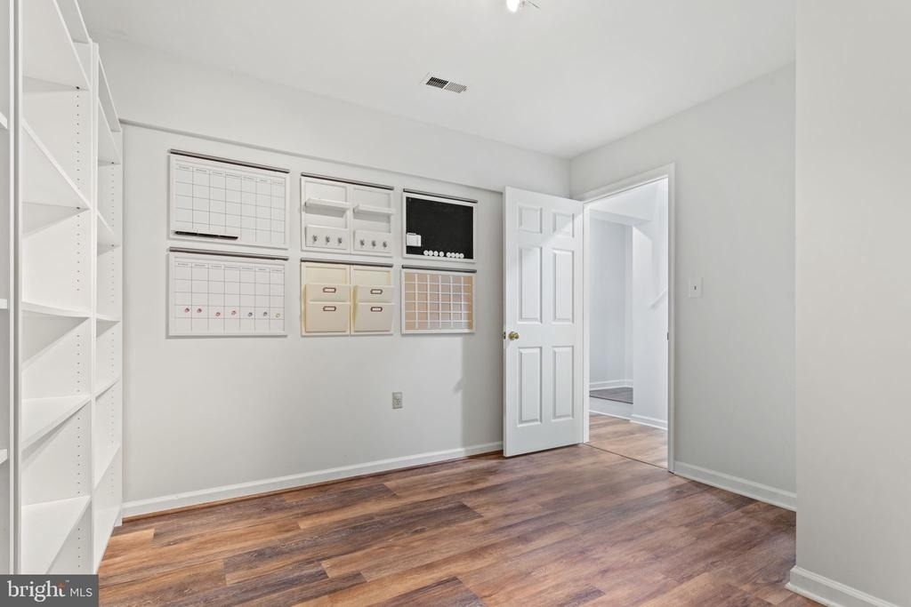 6608 E Beach Drive - Photo 22