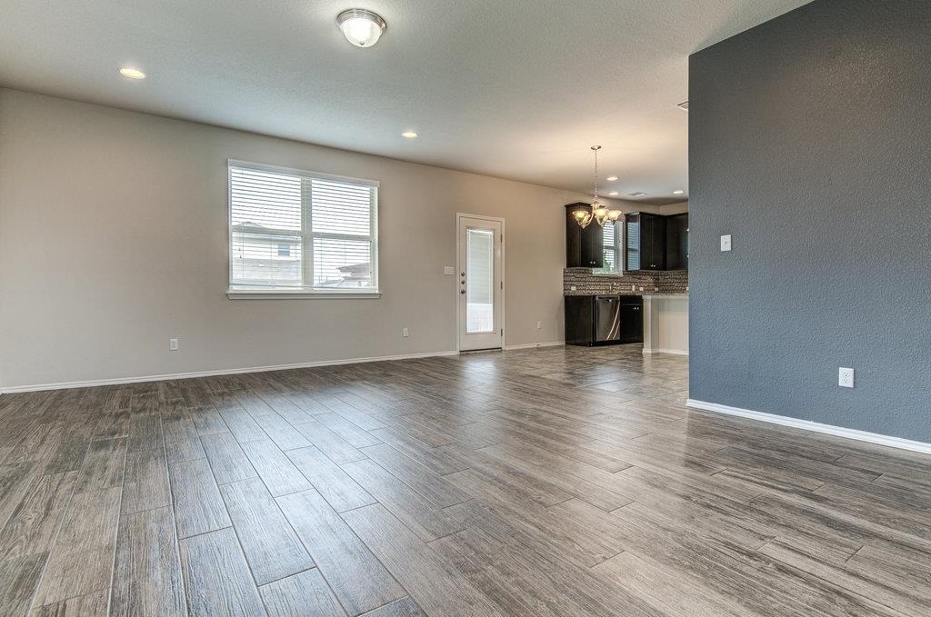 17324 Brittle Ln - Photo 4