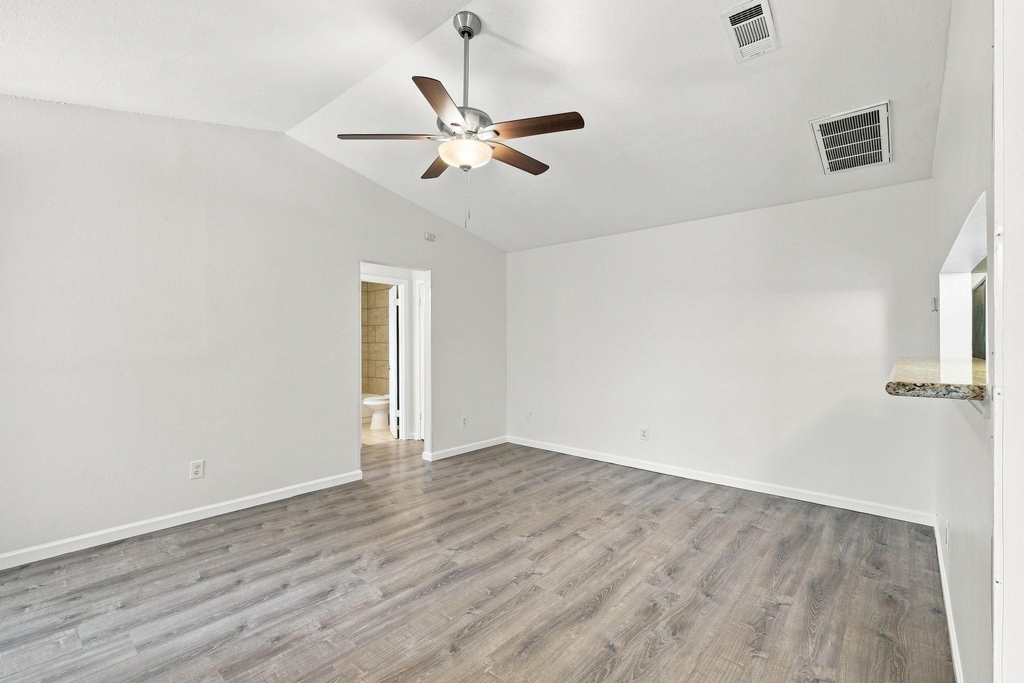 615 Luther Dr - Photo 3