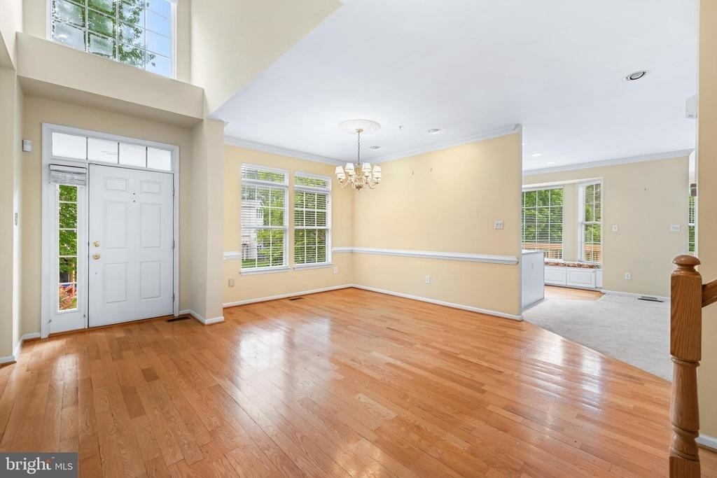 530 Limerick Circle - Photo 5