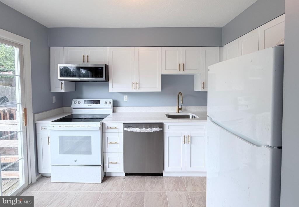 12 Hallview Court - Photo 3