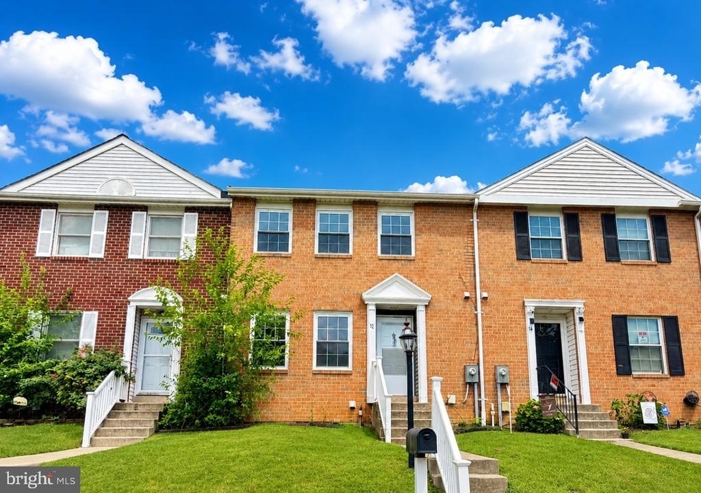 12 Hallview Court - Photo 0
