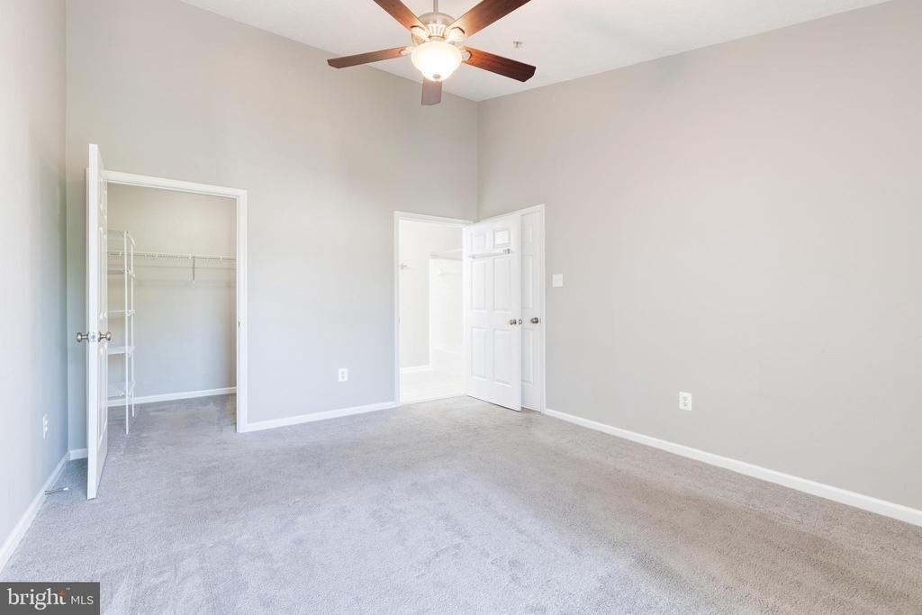 3021 Hunting Ridge Drive - Photo 12