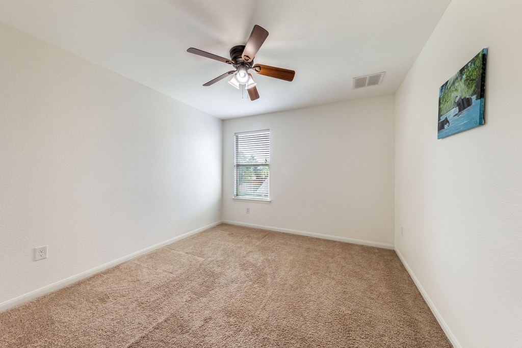 925 Woodduck Trl - Photo 15