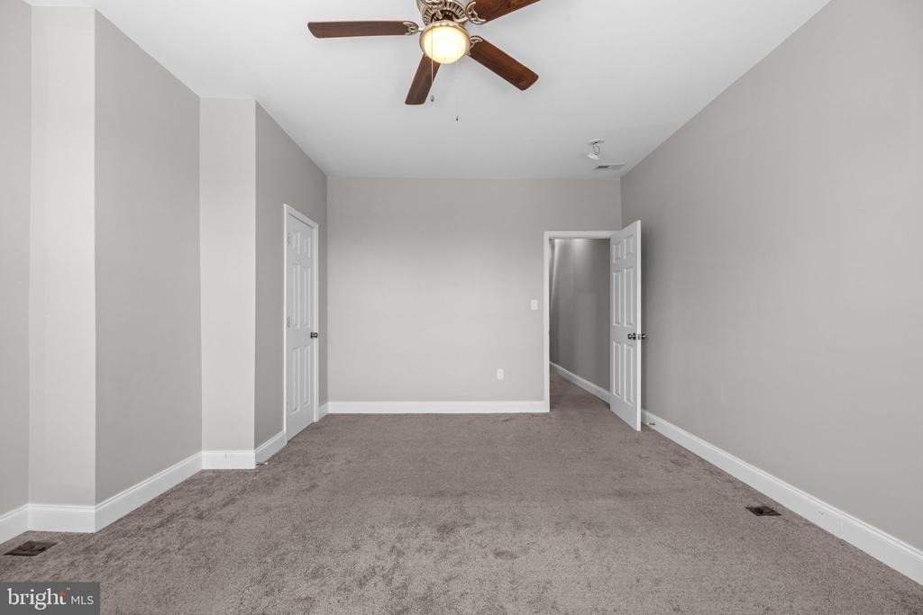 514 Oakland Avenue - Photo 14