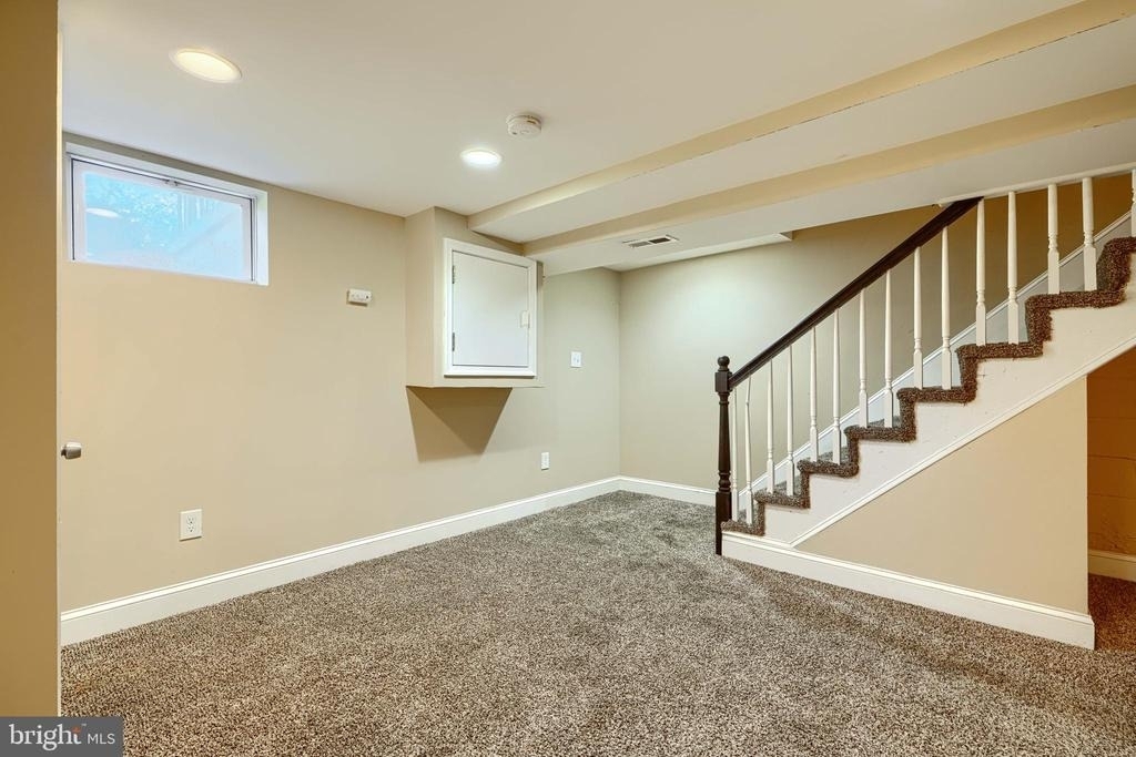 6110 Everall Avenue - Photo 19