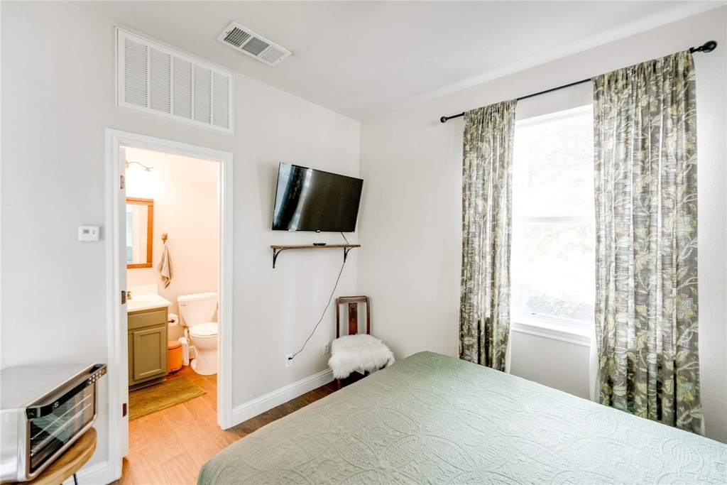 1802 Village Oak Ct - Photo 38