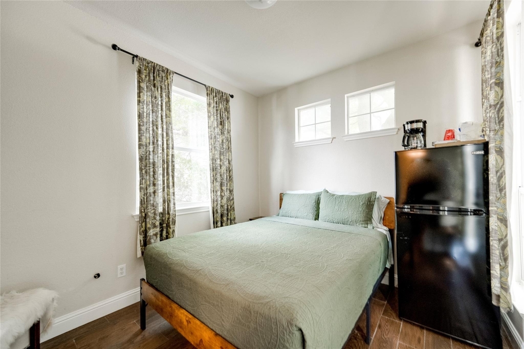 1802 Village Oak Ct - Photo 36