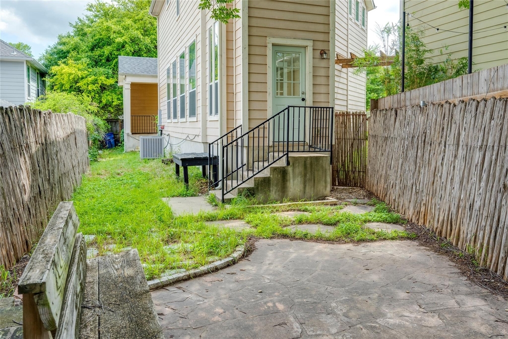 1802 Village Oak Ct - Photo 29