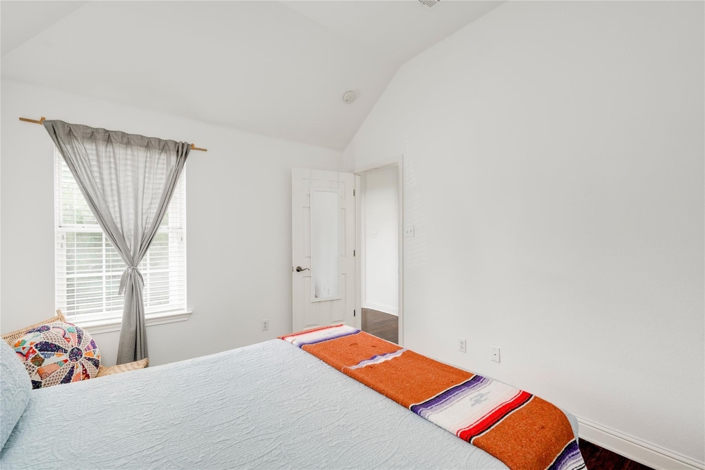 1802 Village Oak Ct - Photo 16