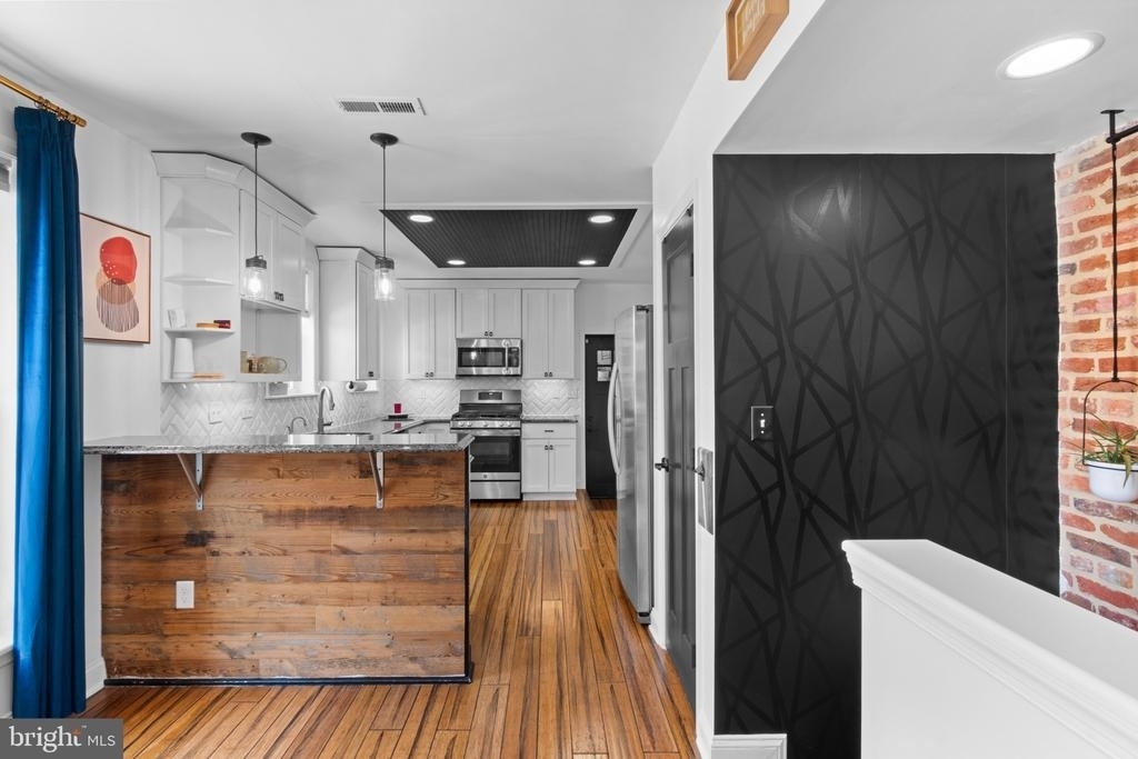 3200 Fleet Street - Photo 12