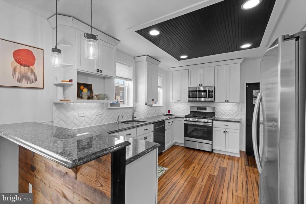 3200 Fleet Street - Photo 13