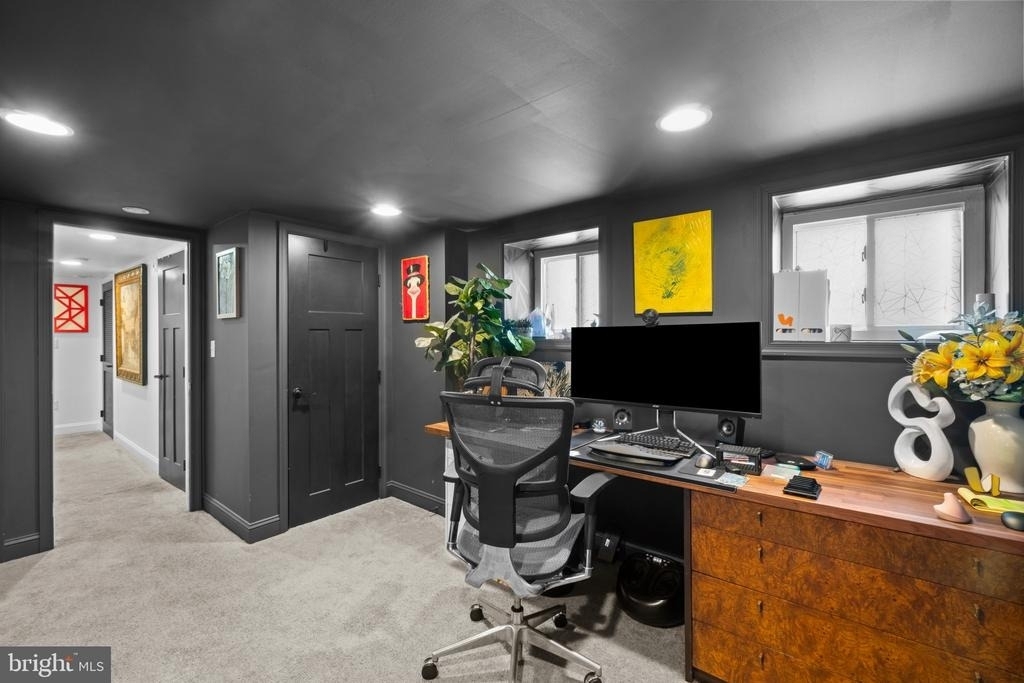 3200 Fleet Street - Photo 34