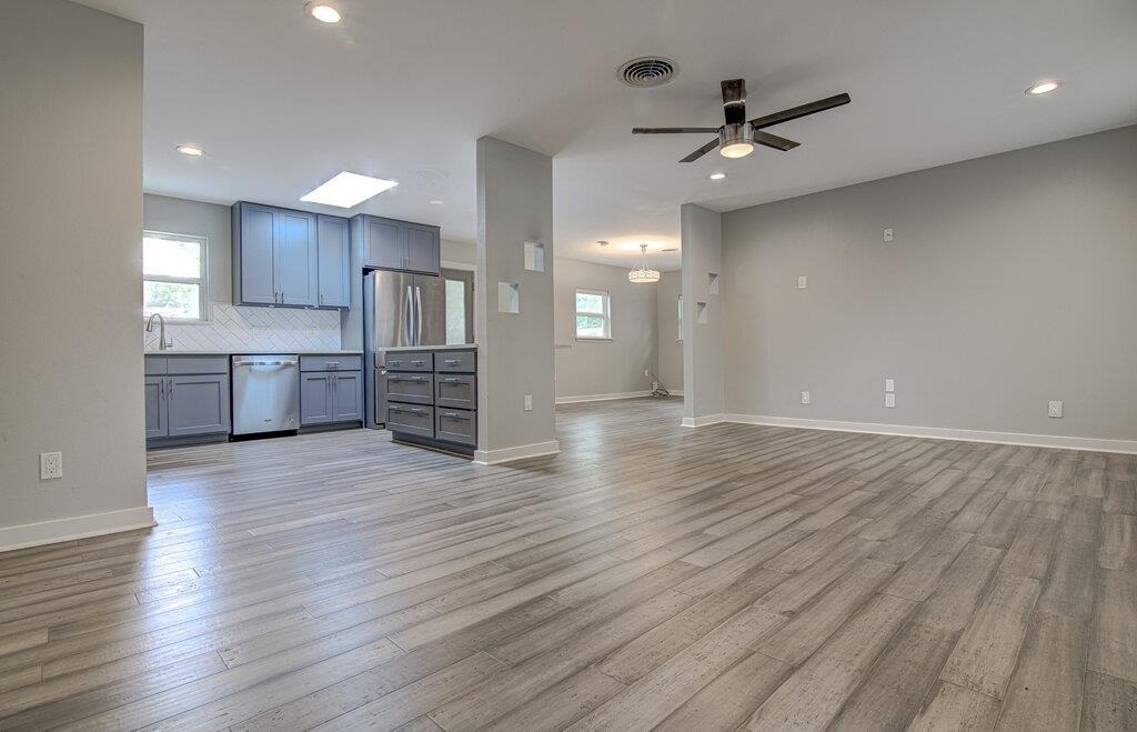 1311 Westmoor Dr - Photo 6