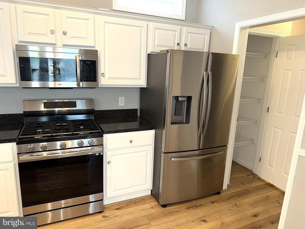 7918 Clark Station Road - Photo 6