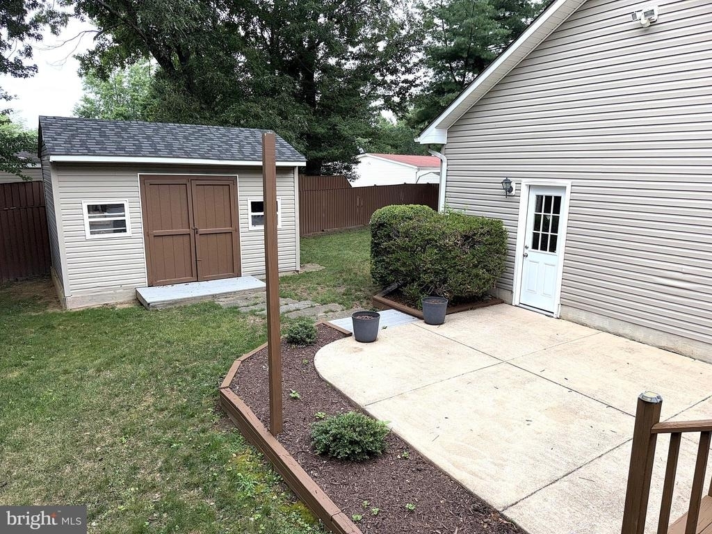 7918 Clark Station Road - Photo 39