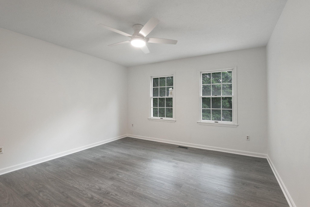 91 Premier Court - Photo 35