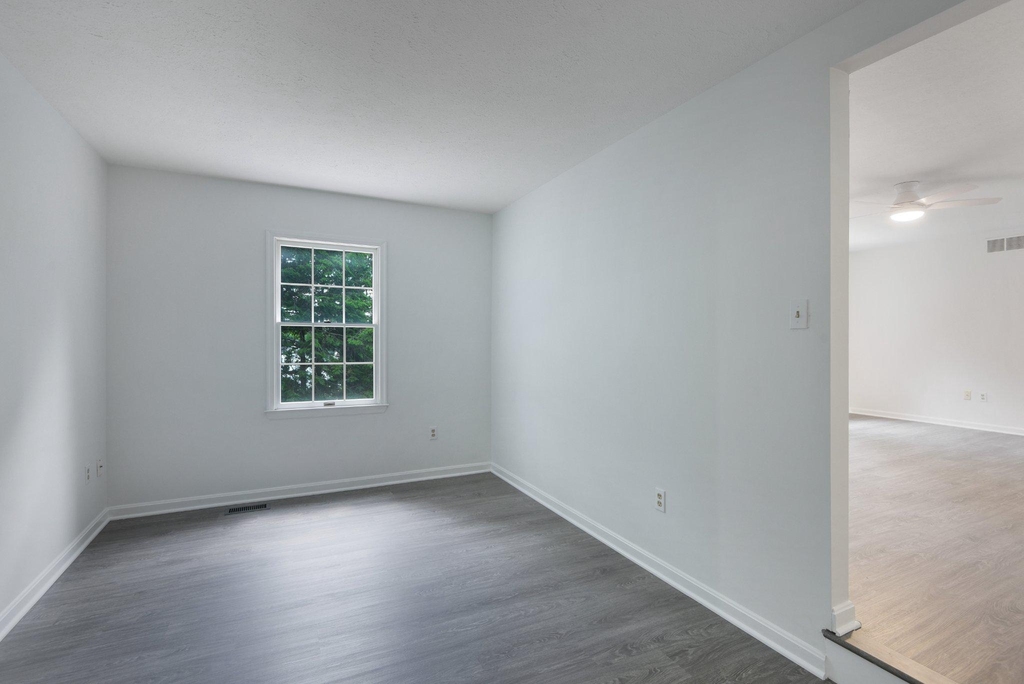 91 Premier Court - Photo 29
