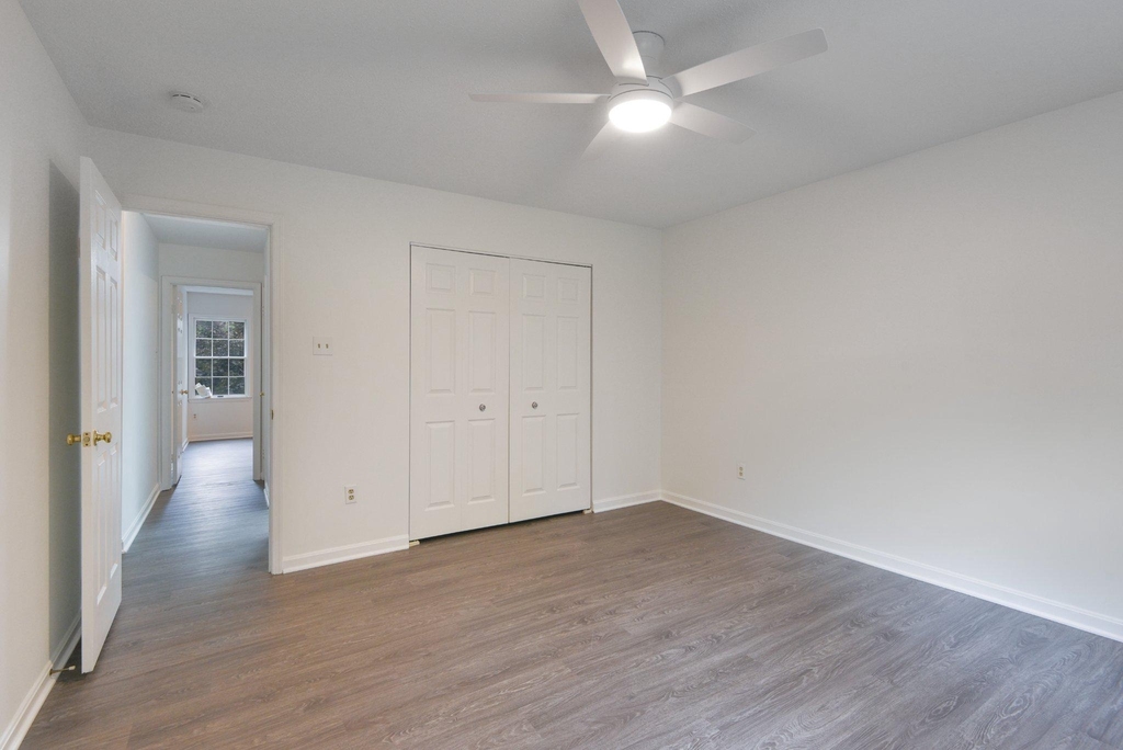 91 Premier Court - Photo 36