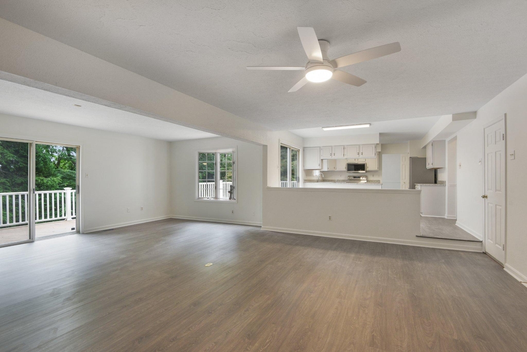 91 Premier Court - Photo 16