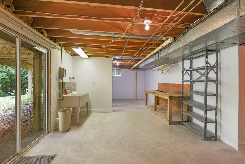 91 Premier Court - Photo 39