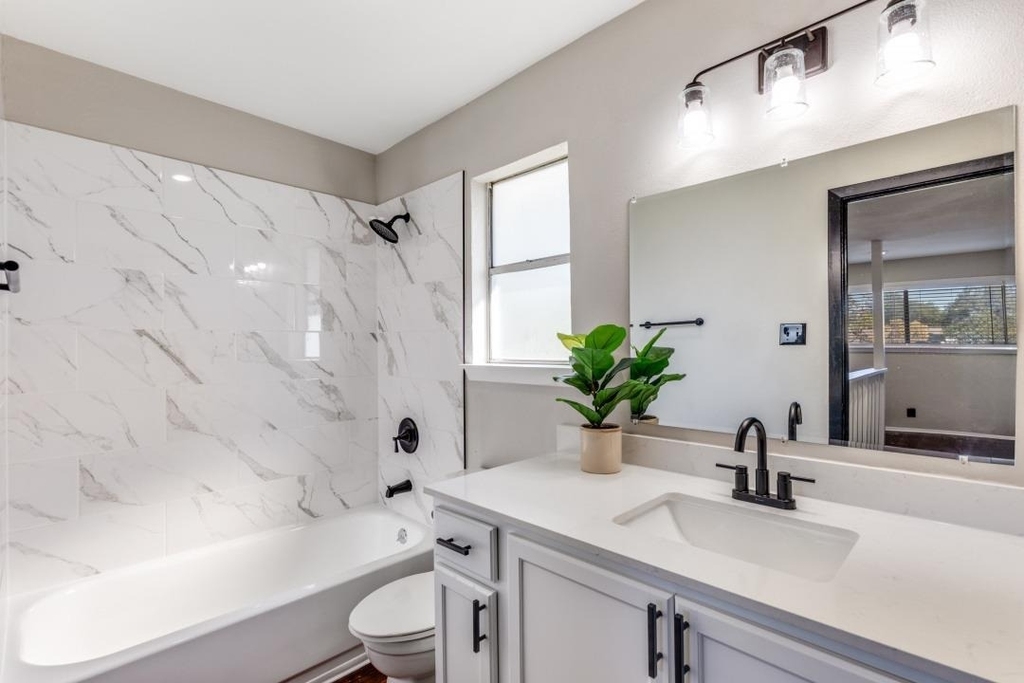 12901 Lamplight Village Ave - Photo 18