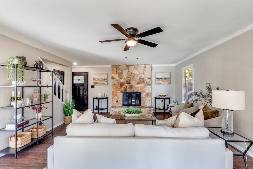 12901 Lamplight Village Ave - Photo 5