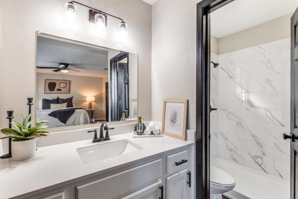 12901 Lamplight Village Ave - Photo 15