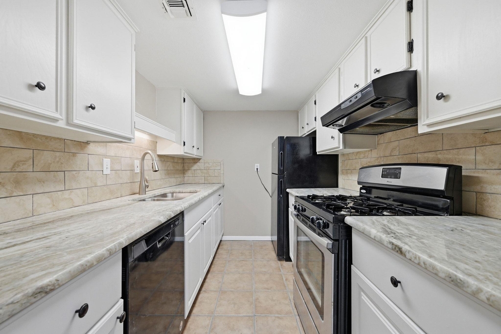 1800 Lavaca St - Photo 7