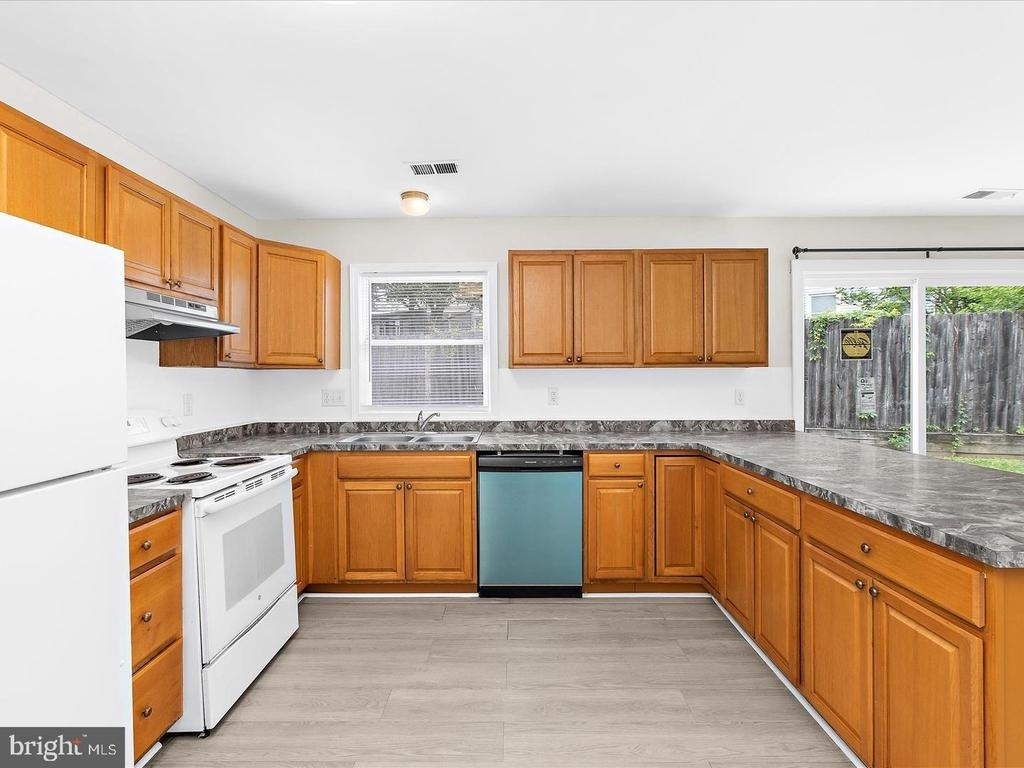 7822 Citadel Court - Photo 27