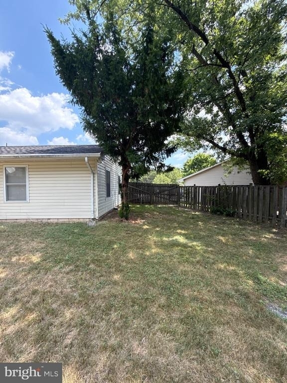 7822 Citadel Court - Photo 2
