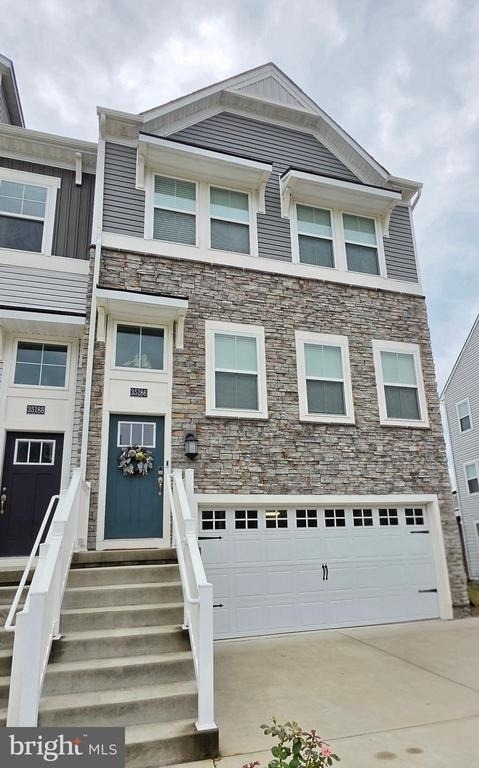 35186 Wright Way - Photo 0