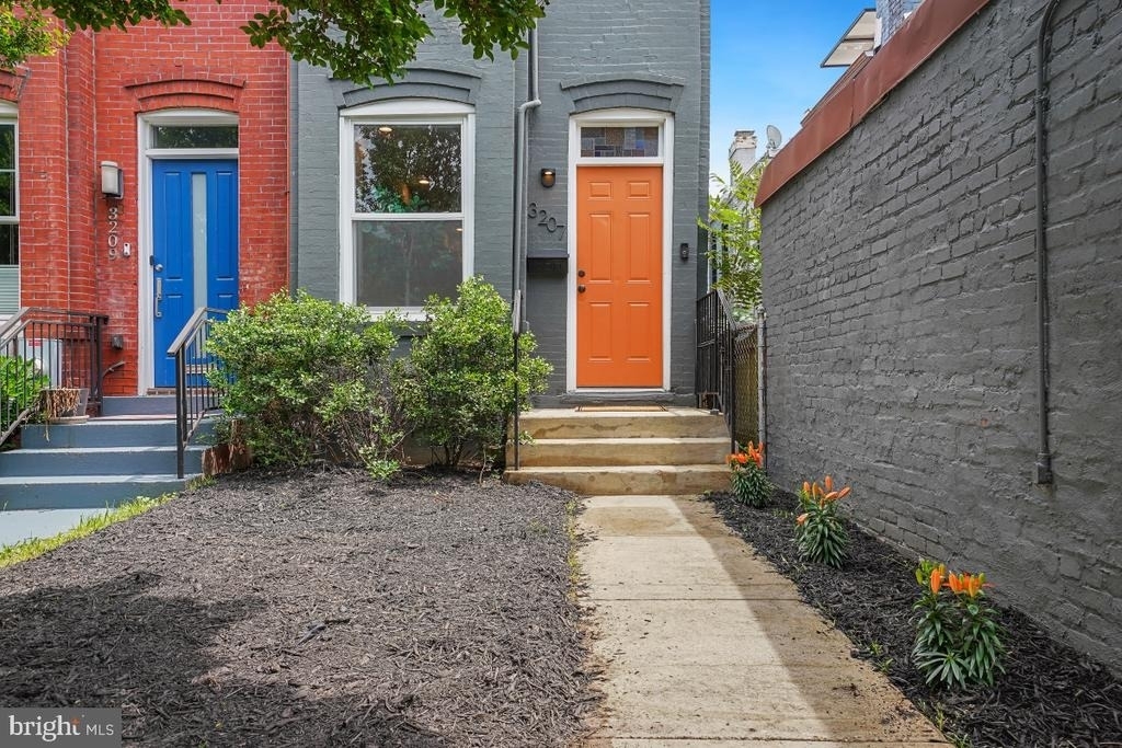 3207 Sherman Avenue Nw - Photo 1