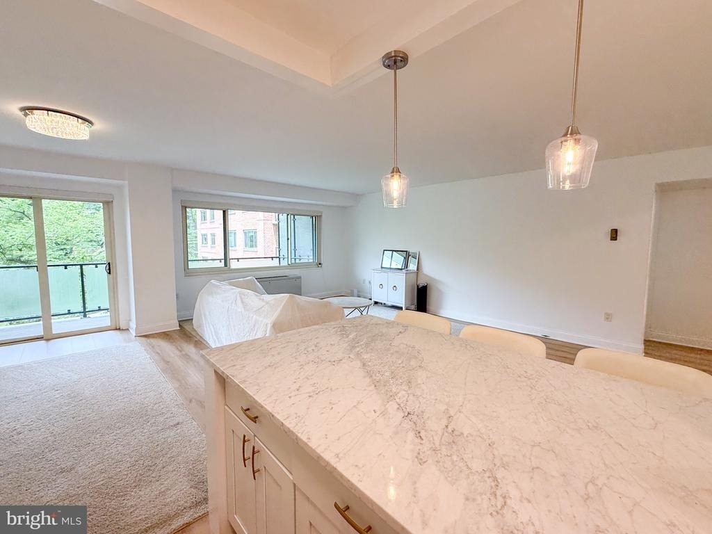 4201 Cathedral Avenue Nw - Photo 6