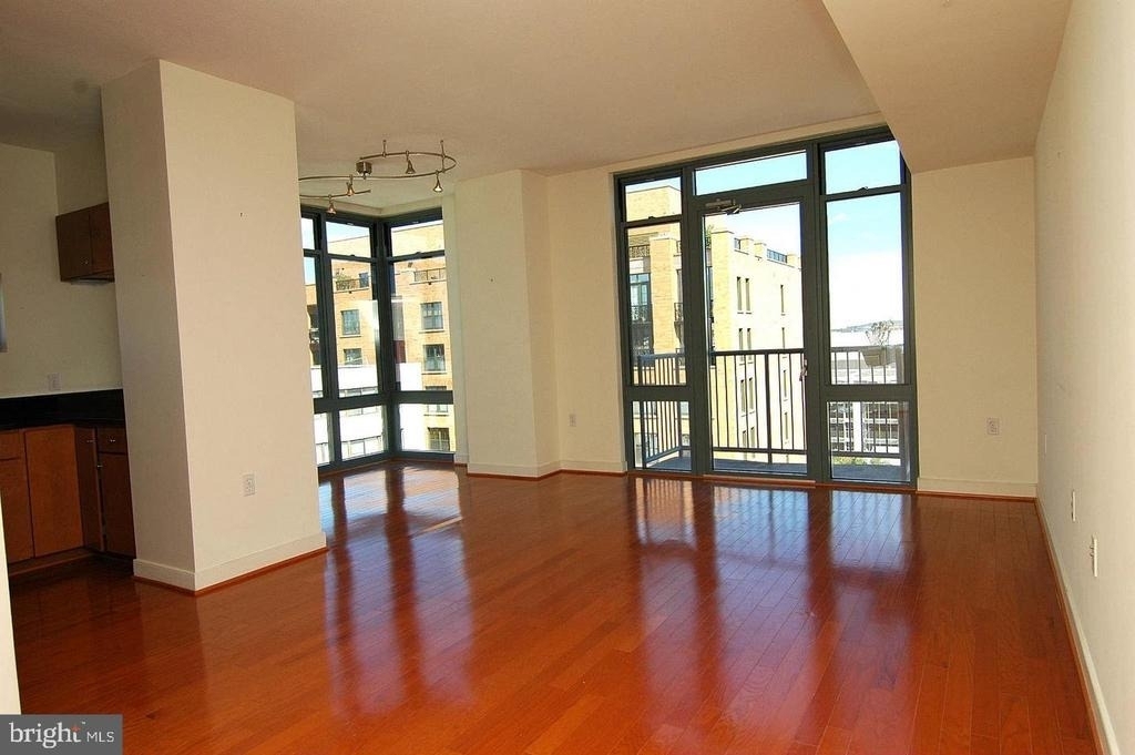 1117 10th Street Nw - Photo 4