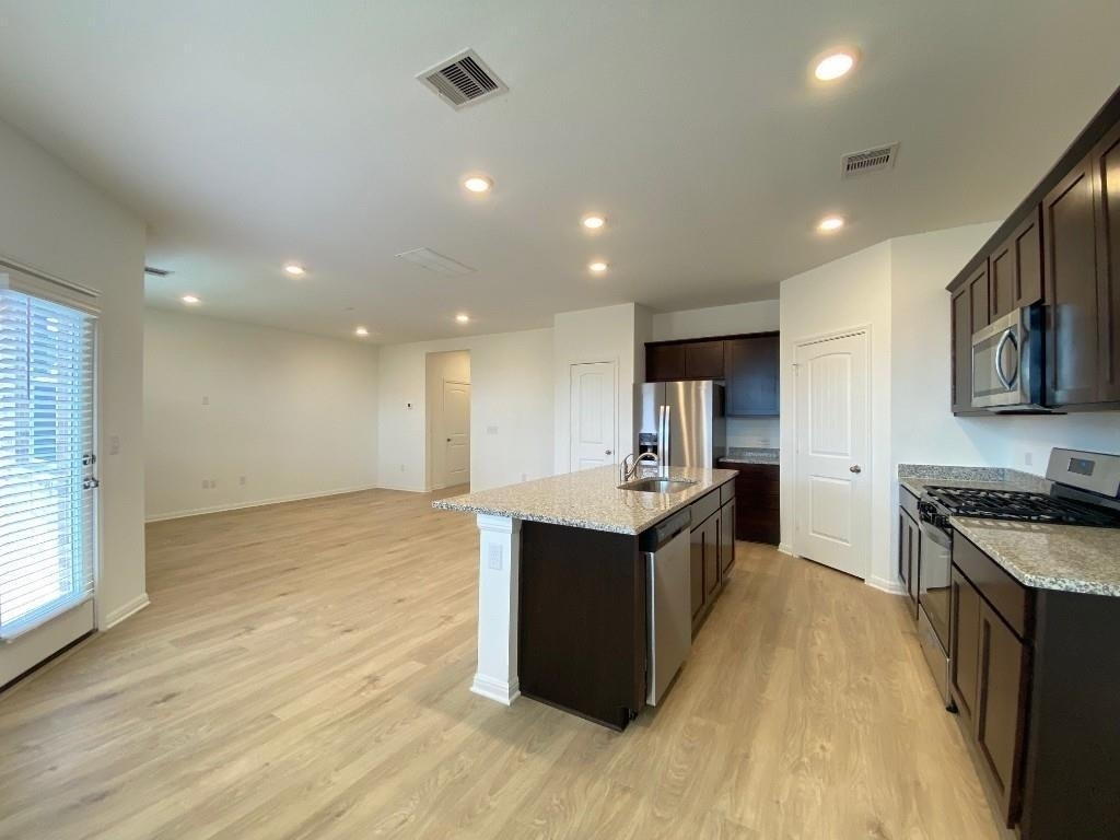 100 Calla Ln - Photo 2