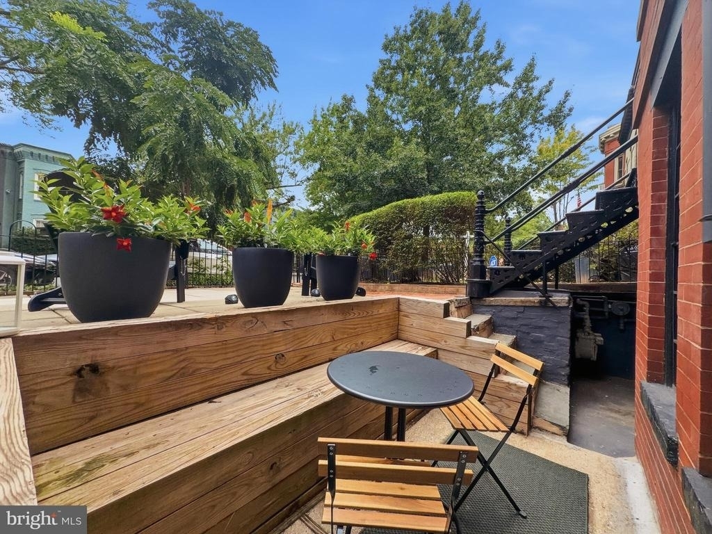 1813 8th Street Nw - Photo 5