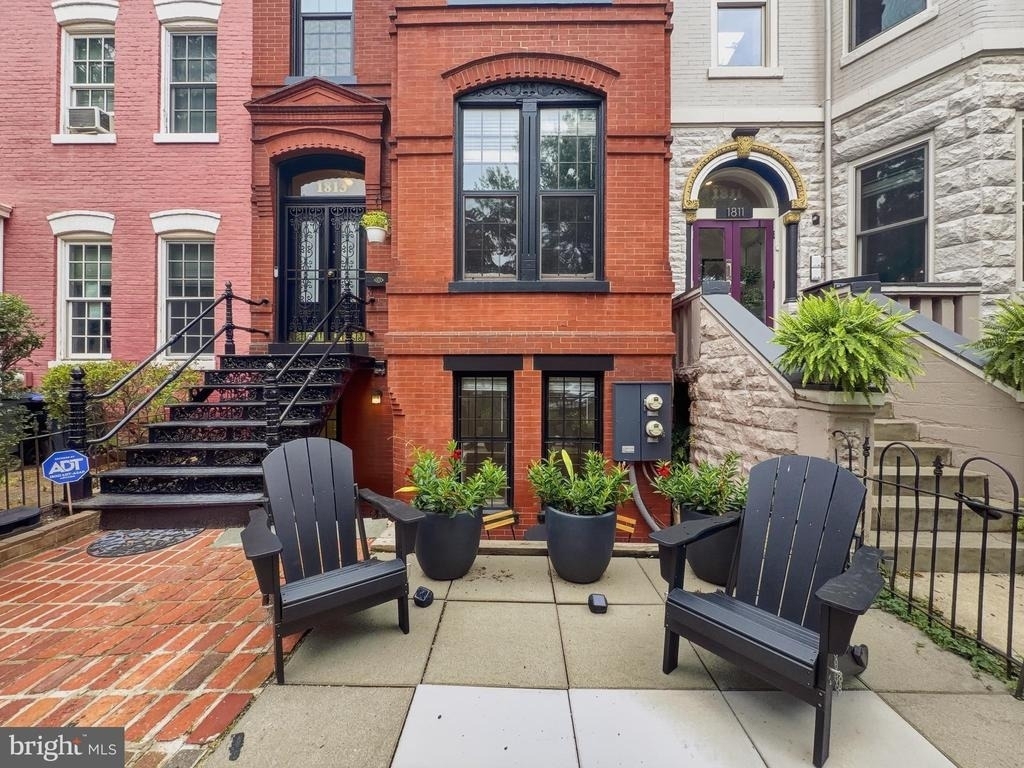 1813 8th Street Nw - Photo 0