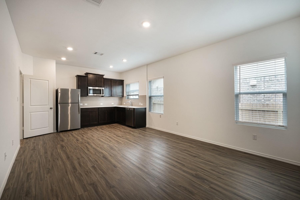 932 Mallow Rd - Photo 7