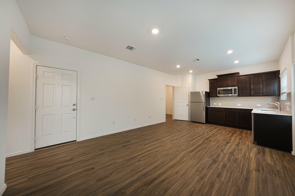 932 Mallow Rd - Photo 6