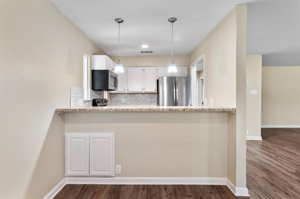 6810 Deatonhill Dr - Photo 8