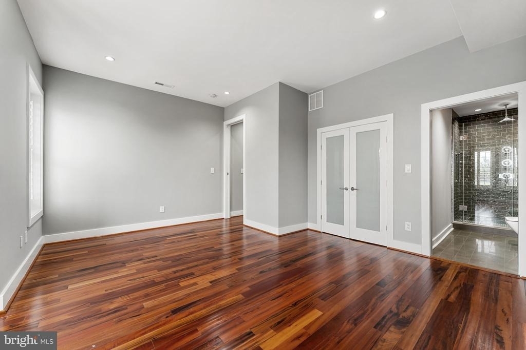 2421 1st Street Nw - Photo 18