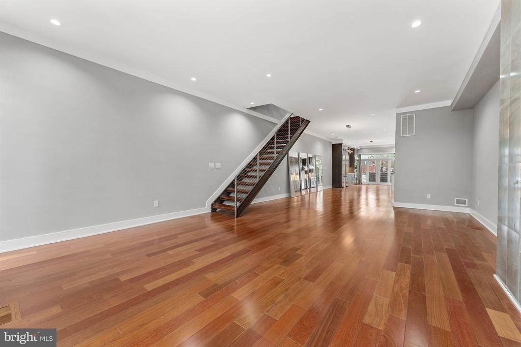 2421 1st Street Nw - Photo 2